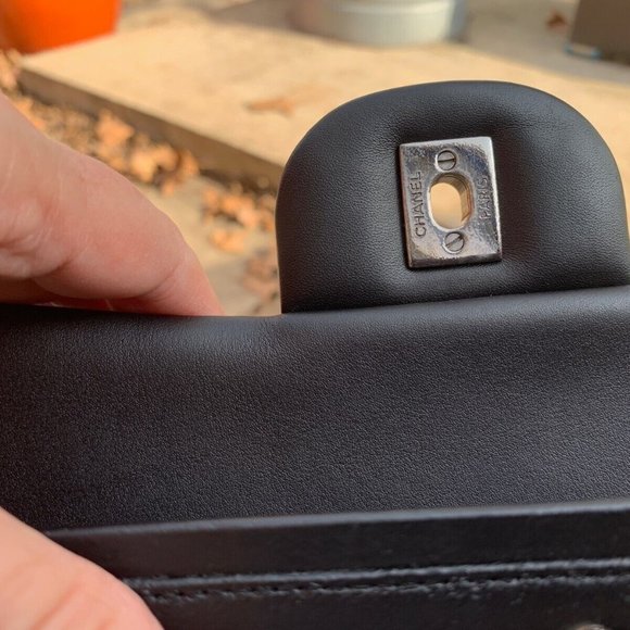 Chanel Classic Quilted Double Flap Black Patent Leather Jumbo Bag - Picture 8 of 17